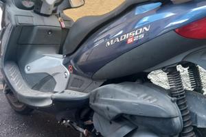 Moto Malaguti Madison 250