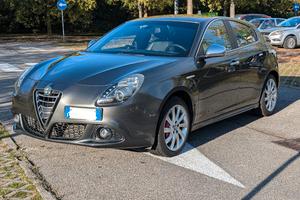Alfa Romeo Giulietta 2.0 JTDM 175 CV TCT Distincti