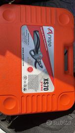 Forbice a batteria arvipo