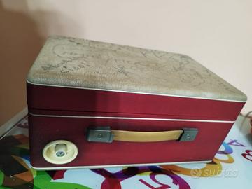 Giradischi fonovaligia Lesa. Anni 60 .Vintage.