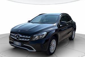 MERCEDES GLA 200 d Business auto