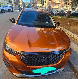 Peugeot 2008 1.2 Allure Pack