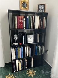 Coppie di librerie moderne nere di design