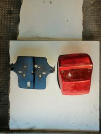 Faro Post. Vespa 50 125 con Staffa per portapacchi