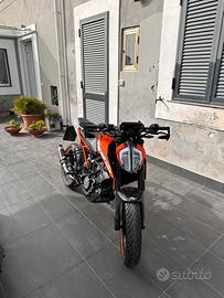 Ktm duke 125