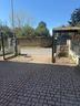 box-garage-di-300-m²-a-roma