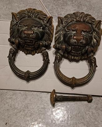 Battacchi in bronzo antichi