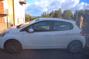 Peugeot 2015 leggi bene descrizione