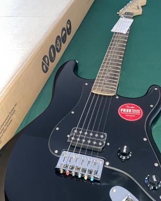 Fender Squier Stratocaster HSS + amplificatore