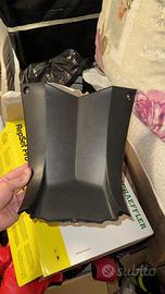 coperchio tunnel centrale tmax 530