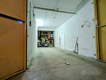 Garage - Via del Ronco 19 (zona Europa) Bolzano