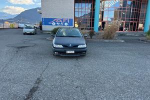 Renault Laguna 1.8i MPI cat RT