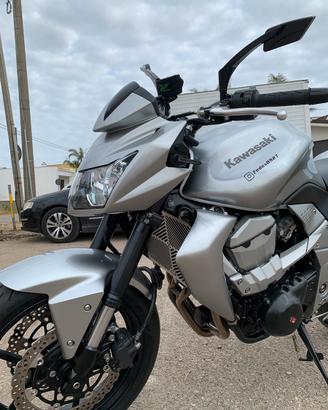 KAWASAKI Z750 SEMINUOVA 2007