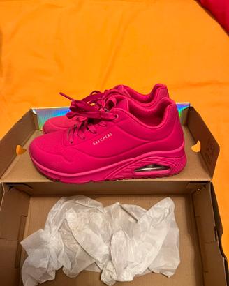 Skechers fucsia nr.36