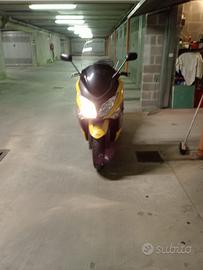 Yamaha T Max - 2010