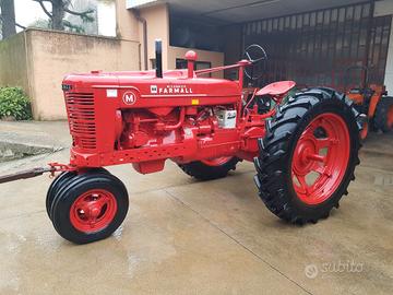 TRATTORE USATO D'EPOCA FARMALL 40 CAVALLI
