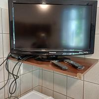 Televisore  Panasonic LCD TX-L32C10E