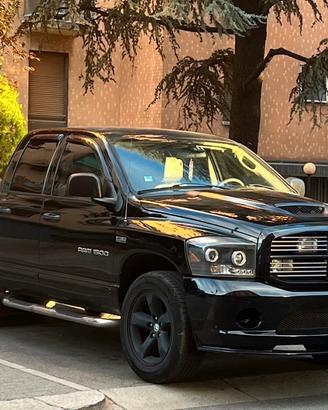 Dodge Ram 1500 2006 V8