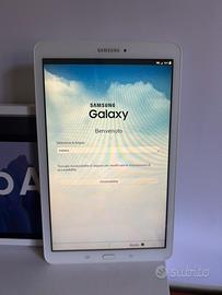 Tablet Samsung A7 usato
