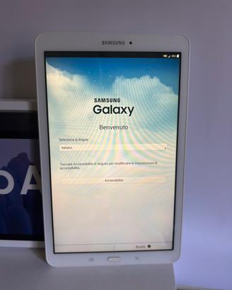 Tablet Samsung A7 usato