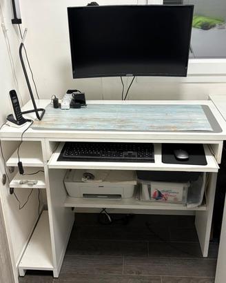scrivania per pc
