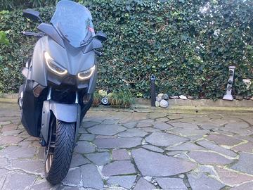 Yamaha X-Max 300 - 2021