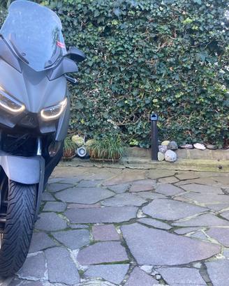 Yamaha X-Max 300 - Tech Max