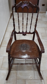 Sedia a dondolo antica