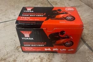 Batteria yuasa ytx7a