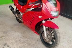 Suzuki RF-600R