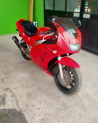Suzuki RF-600R