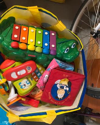 Borsa piena  giochi per bambino 6/36 mesi