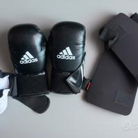 Kit Kickboxing/MMA Adidas - Guantoni,parastinchi