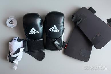 Kit Kickboxing/MMA Adidas - Guantoni,parastinchi