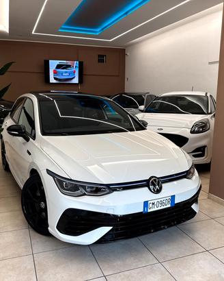 Volkswagen Golf 2.0 TSI DSG 4Motion R