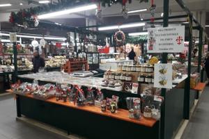 Vendita banco alimentare mercato coperto RM