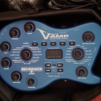 Behringer V-AMP multieffetto per chitarra pedale
