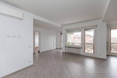 appartamento luminosissimo di mq 85 con terrazzo