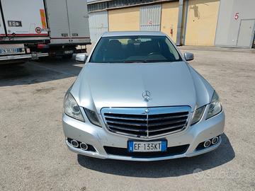 MERCEDES Classe E (W/S212) - 2010