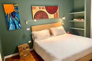 COLFIORITO: camere con bagno privato sul parco