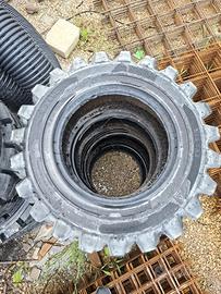pneumatici industriali per mini pale