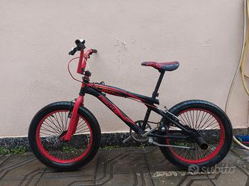 bici Bmx taglia 20