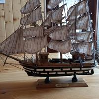 Modellino Veliero Amerigo Vespucci