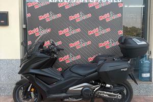 Kymco AK 550