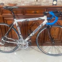 Bucicletta viner carbonio