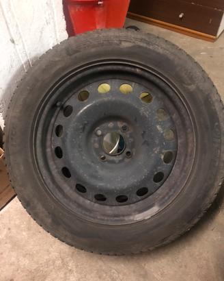 Cerchi 16 più gomme invernali usate 50% 215/55 R16