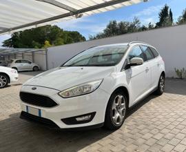 Ford Focus 1.5 TDCi 120cv 2016 Business 3ªserie