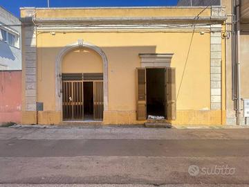 Villa di 179 m² con più di 5 locali e box auto a M