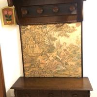 Cassapanxa con arazzo