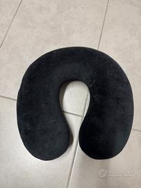 Cuscino collo cervicale memory foam da viaggio